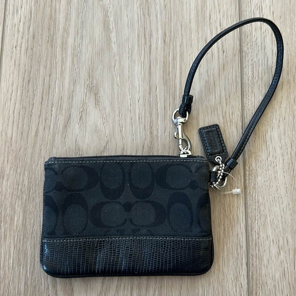 Coach Wristlet - Picture 2 of 4